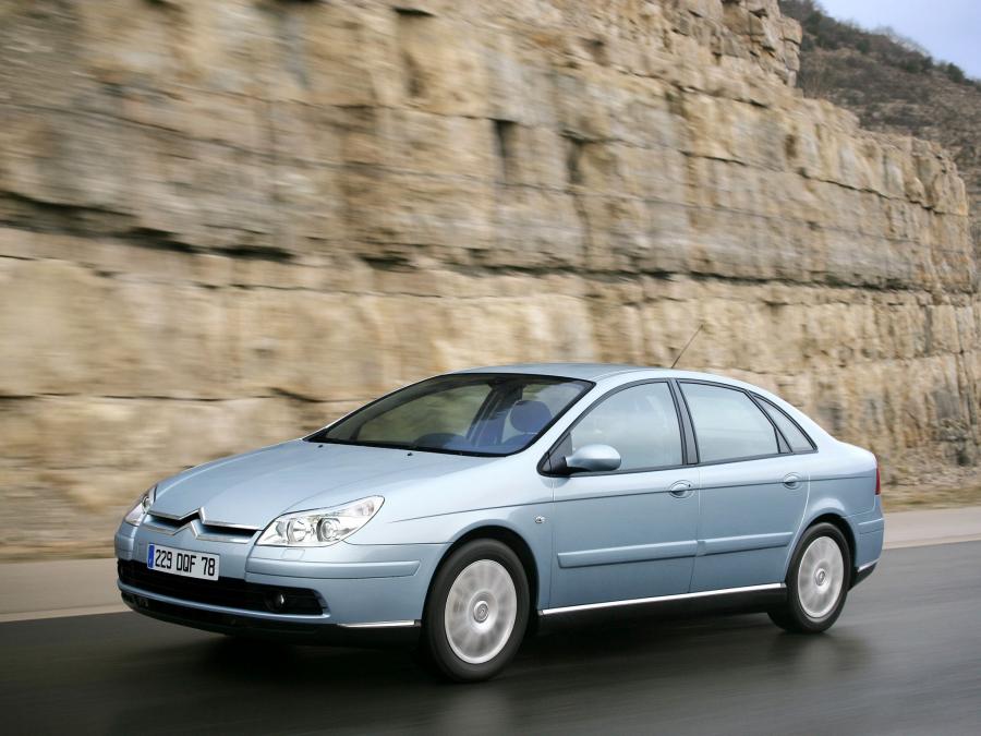  Citroen C5 HDi TwinTurbo 2004 года  (фото 7 из 16)